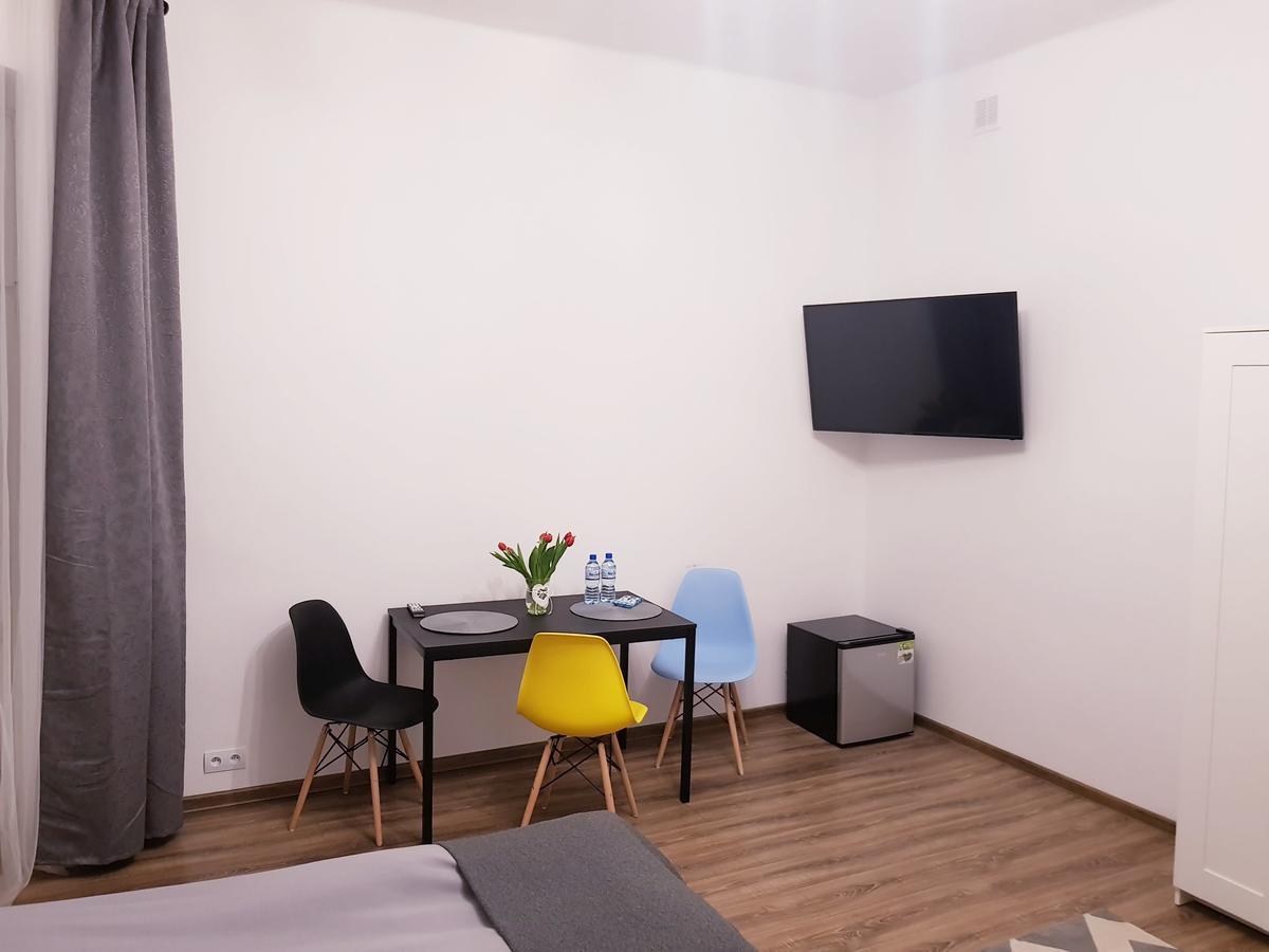 Guest Room RÓWNA Kielce Zewnętrze zdjęcie
