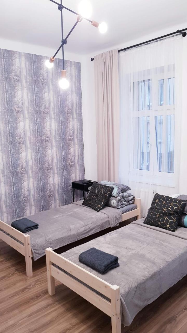 Guest Room RÓWNA Kielce Zewnętrze zdjęcie